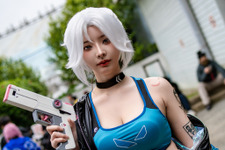 【コスプレ】台湾美女の『VALORANT』ジェットが蠱惑的！思わず目で追ってしまうスタイル【写真7枚】